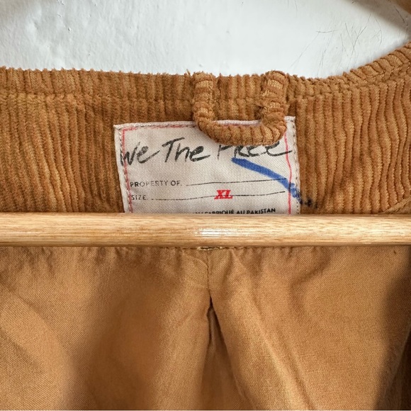 Free People Brown Corduroy Vest 🔥last drop headed to thrift! - Picture 5 of 6